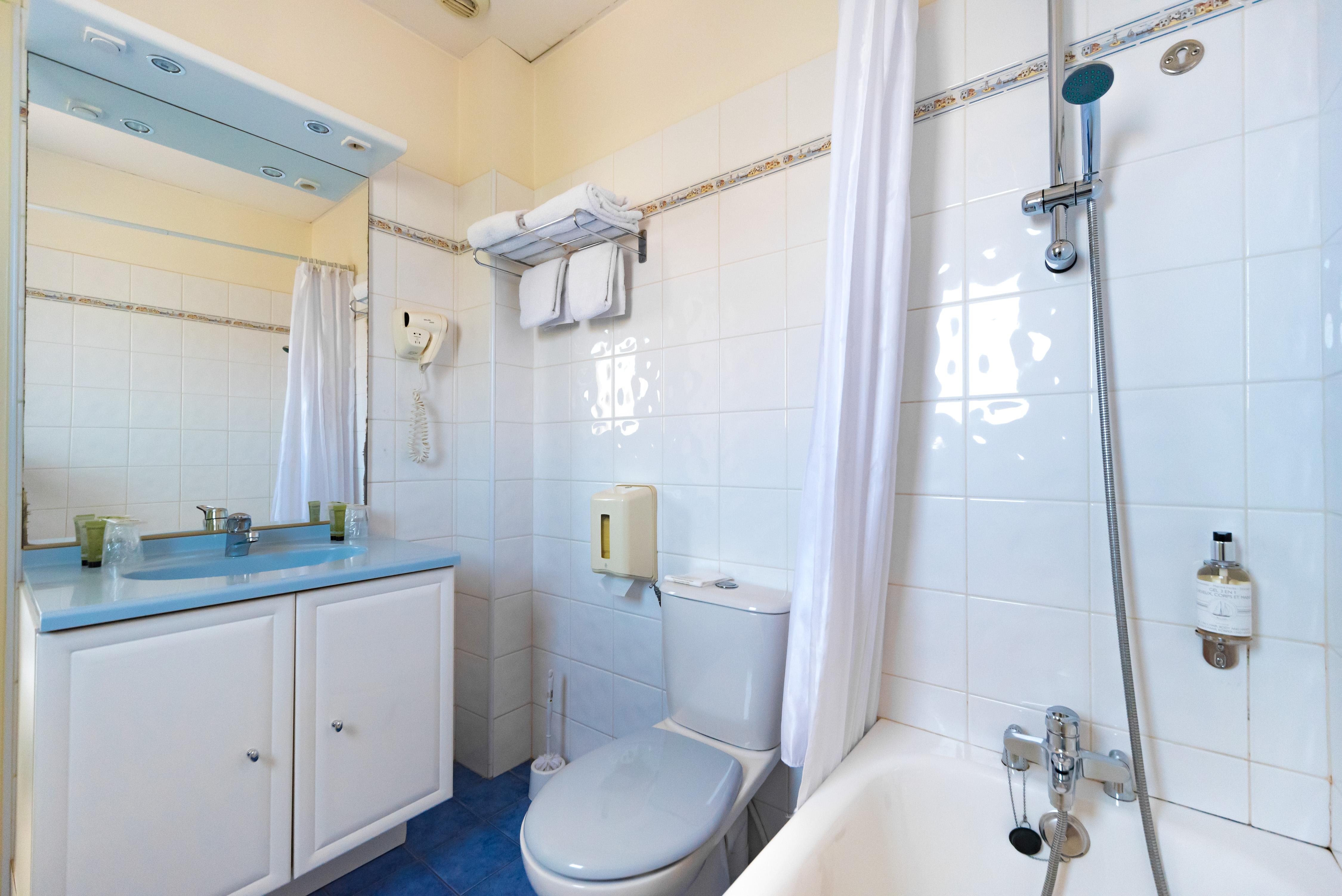 Hotel Provencal Saint-Raphaël Εξωτερικό φωτογραφία